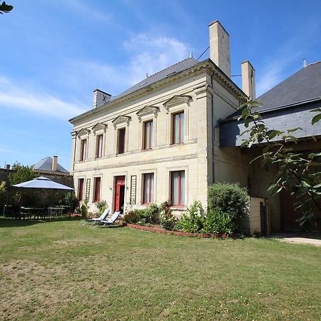 Domaine Des Roses Acomodação com café da manhã Vaudelnay Exterior foto