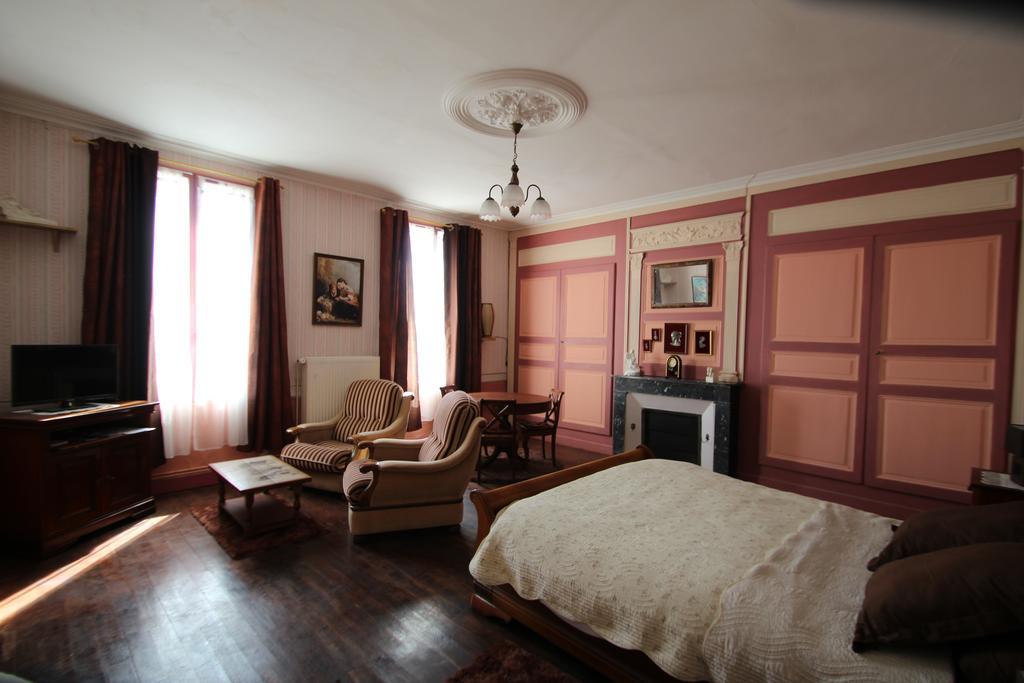 Domaine Des Roses Acomodação com café da manhã Vaudelnay Quarto foto